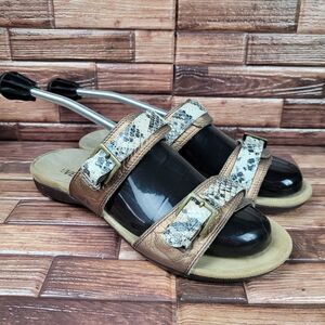 Weil Mystic Buckle Sandals Size 9